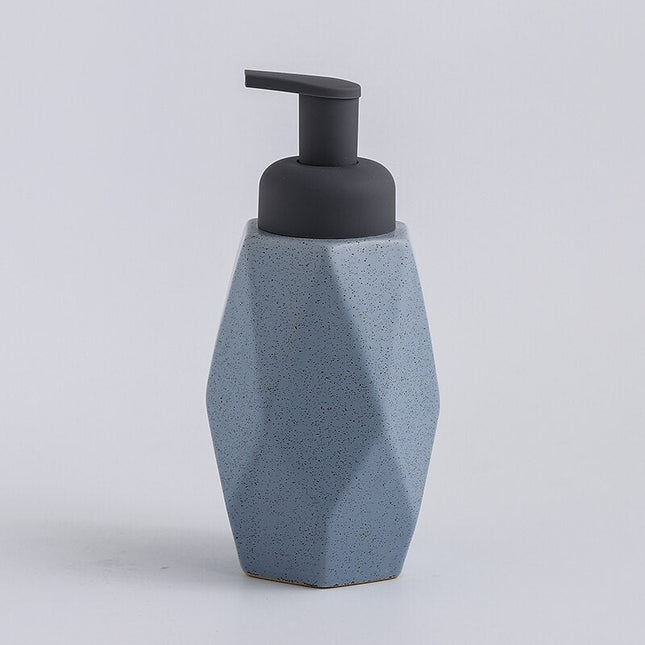 Moderne geometrisk sæbedispenser i keramik