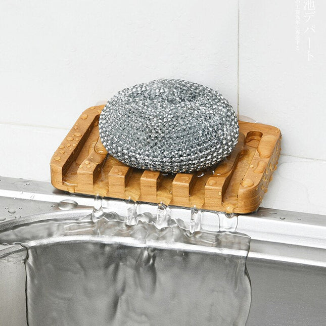 Sæbeskål i naturligt lyst træ