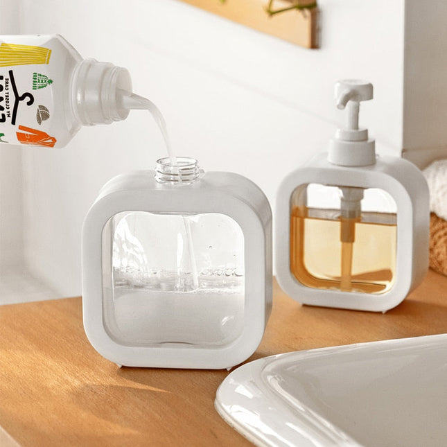 Firkantet hvid sæbedispenser 300ml