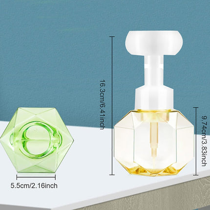 Sæbedispenser med blomsterformet skum