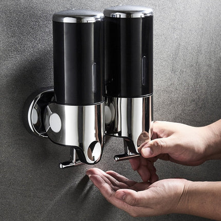 Sort vægmonteret sæbedispenser i stål