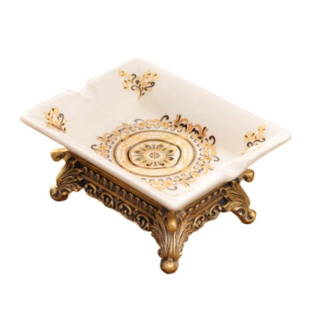 Forgyldt vintage sæbeholder med mønster