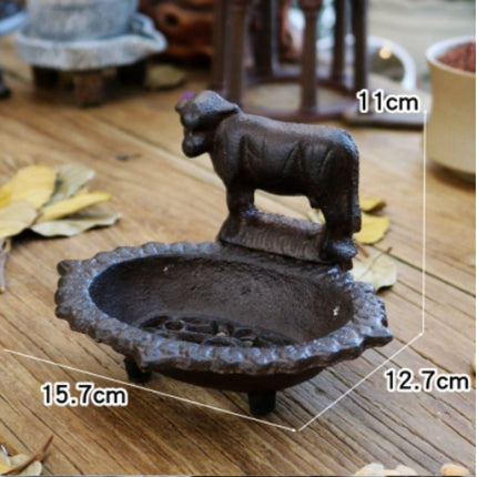 Vintage sæbeskål i støbejern med ko